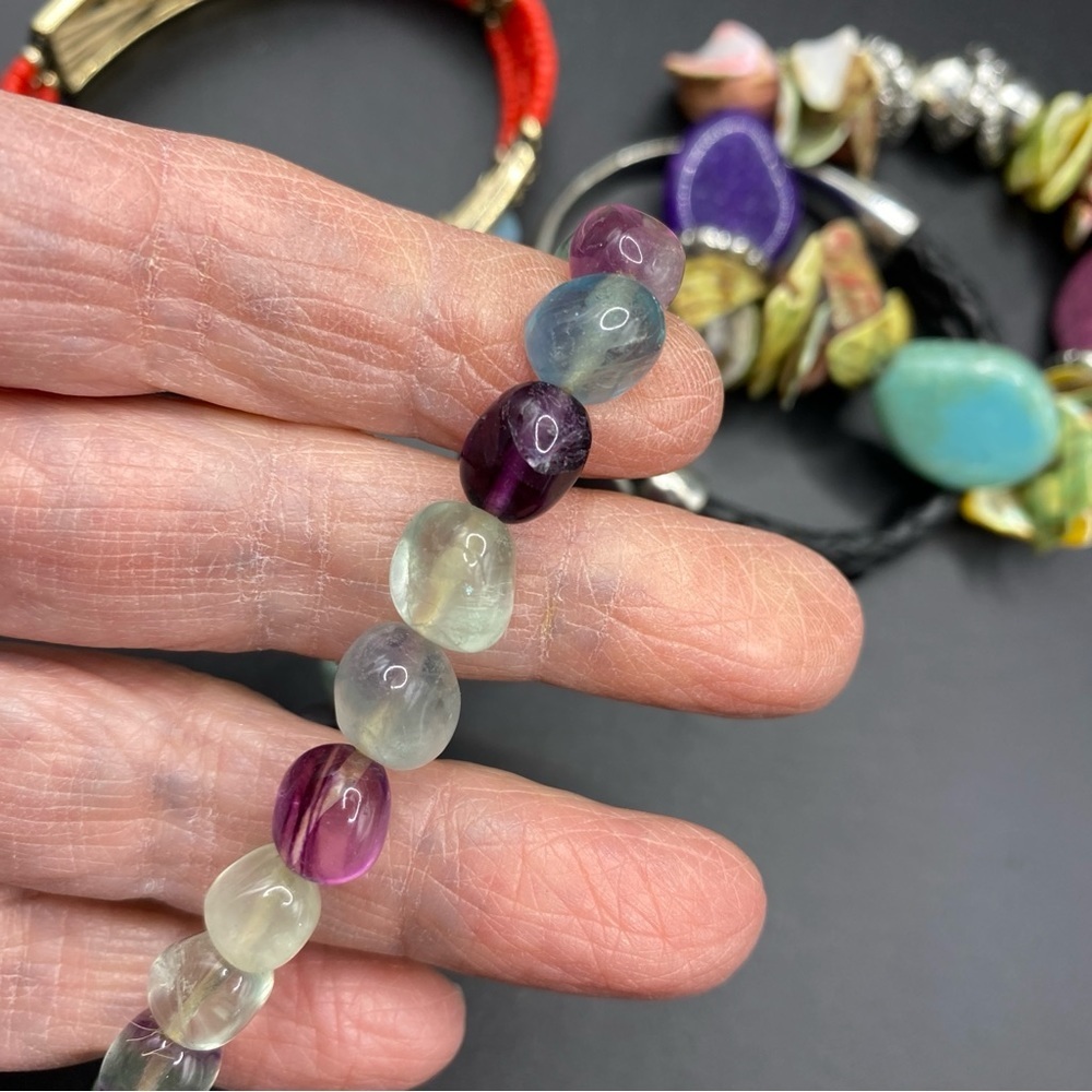 Bracelet Bundle Stretchy Beaded Leather Glass Various Styles Lot of 4 - Picture 5 of 8